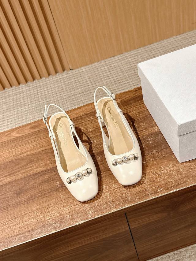 Dior Spring And Summer New Mary Jane Sandals Cd Letter Logo Pearl Buckle Thick H