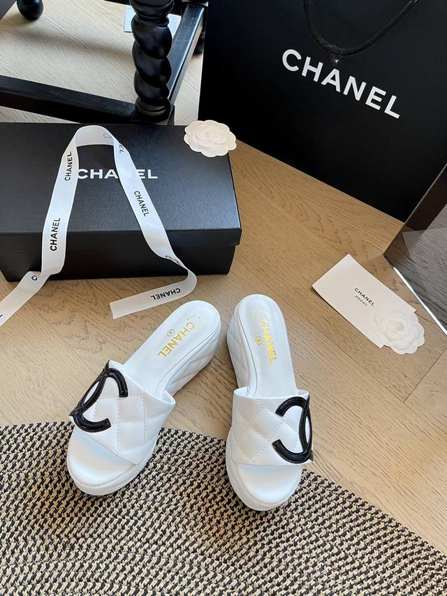 Chanel 24C Thick-Soled New Diamond-Patterned Slippers This Shoe Is Really A Bles