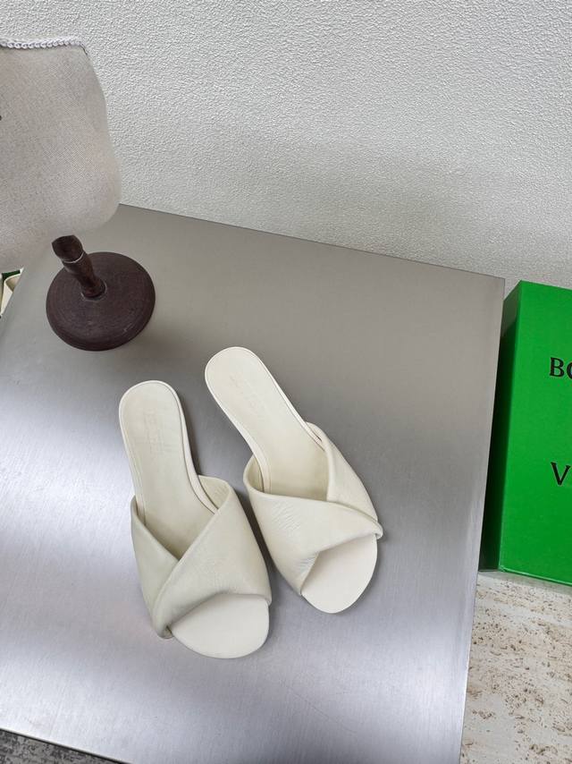Flat Series Bv Blink Lambskin Series Slippers Lambskin Filling Comfortable Spong
