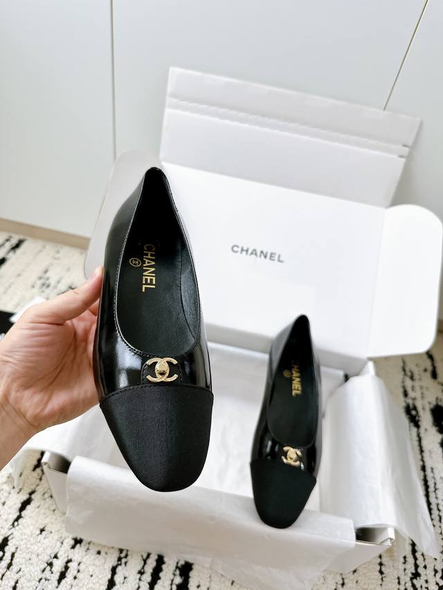 Top-Level Purchasing Mary Jane Flat Shoes The Catwalk Style Is Absolutely Too Co
