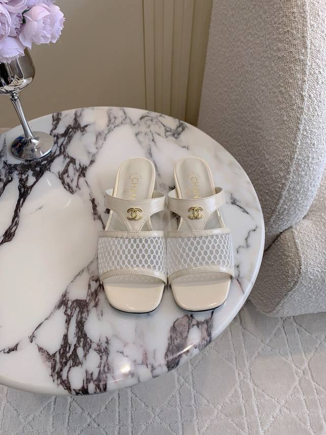 Factory Price P Chane* New Mesh Slippers, A Must-Have Item For Summer, Double C