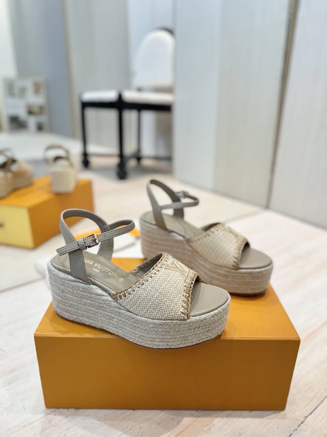 Factory Price Pp: Top Version Lv Louis Vuitton 25 2025 Spring And Summer New Top