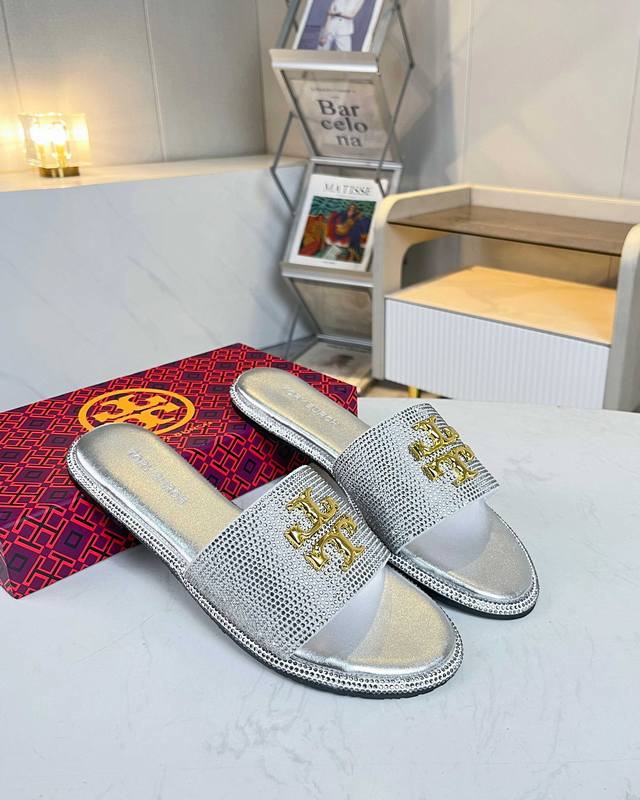 Tory Burch's New Stylish And Comfortable Lazy Slippers Fabric: Cow Suede And Imp