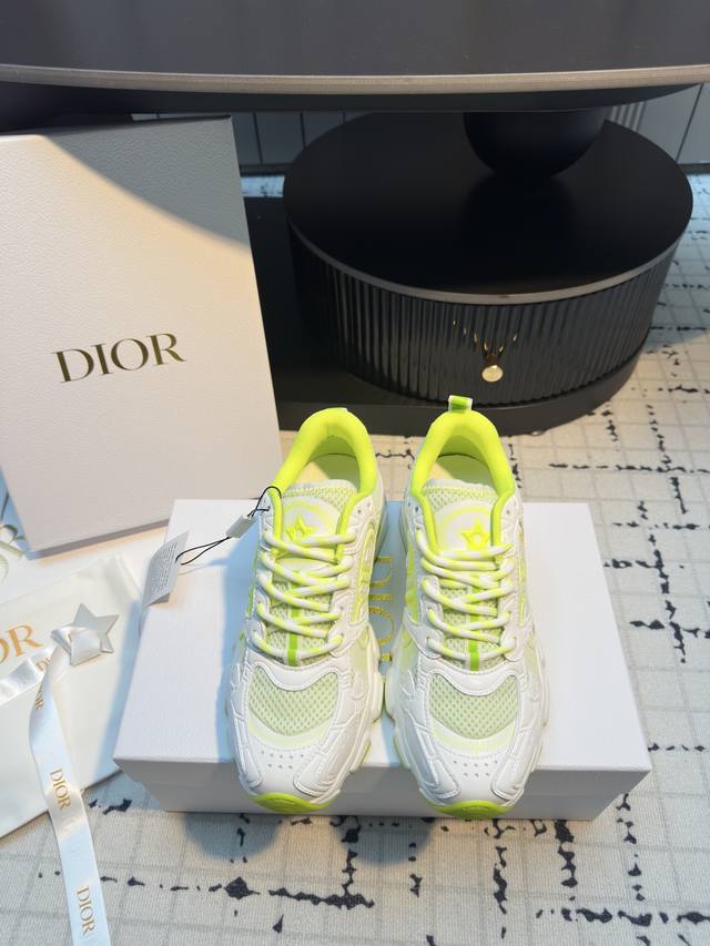 Series 2025 Letter Embroidered Mesh Thick-Soled Sneakers 5Cm Ultra-Light Thick S