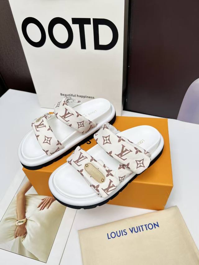 Louis Vuitton Louis Vuitton Spring And Summer New Slippers Are On Sale, 1:1 High