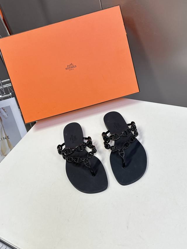 Hermes New Spring And Summer Flip Flops The Only Flip Flops From Hermes With A S
