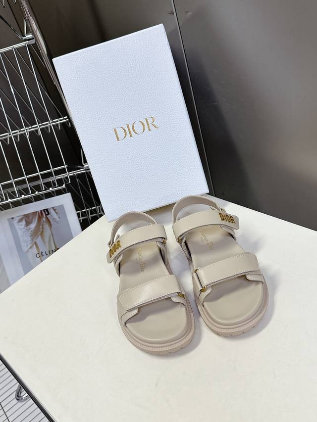 Dior Dior's Latest Spring And Summer Velcro Sandals, Recommended By Many Celebri