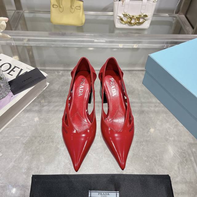 Factory Price P Prada Prada 24 Autumn And Winter Show Women's Shoes Pointed Toe