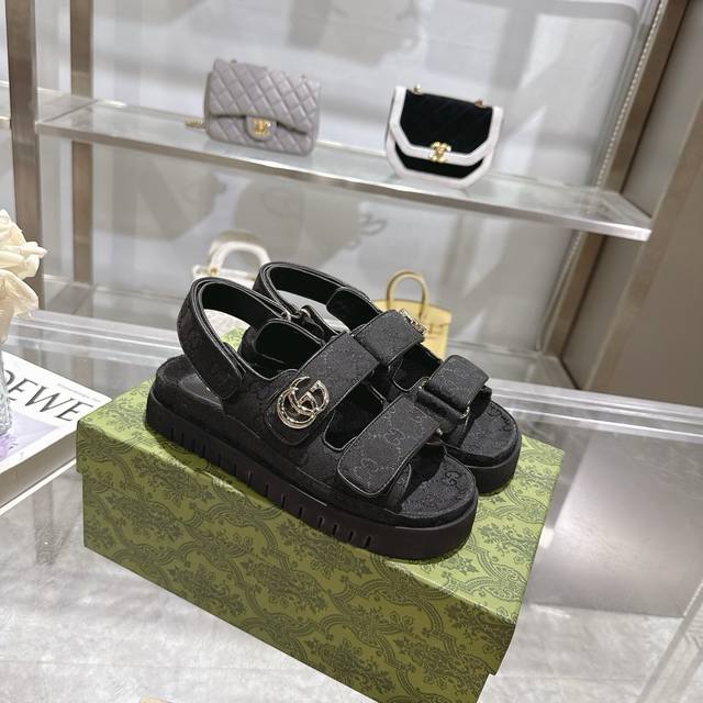 Women's New Sandal With Double G Gucci's Contemporary Narrative Explores A Uniqu