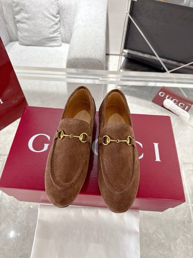 Gucci Jordaan Women's Loafers As An Outstanding Representative Of Gucci's Design