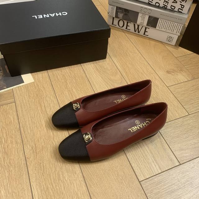 2025B Chanel C's Eternal Classic Style Spring And Summer New Hollow Sandals With