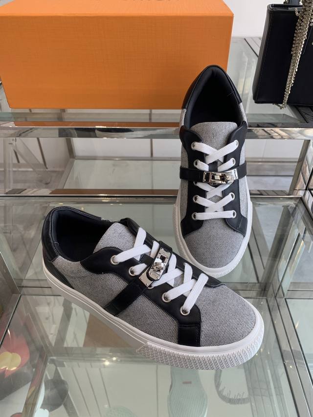 Women's And Men's Hermes Kelly Buckle Loafers Style Sneakers, Top Version For Co