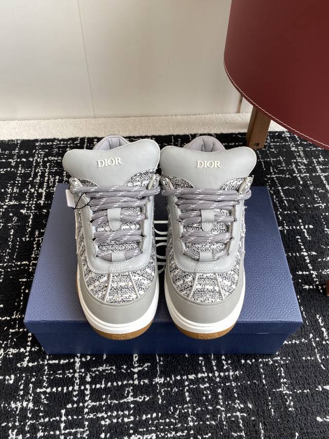 Purchasing-Level Dior 25Ss New Color Bread Shoes Dior Sports Running Shoes New S