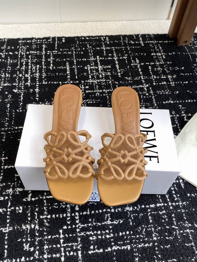 Purchasing Level Loewe 25Ss Spring And Summer New Slippers Are Crazy Popular. Th