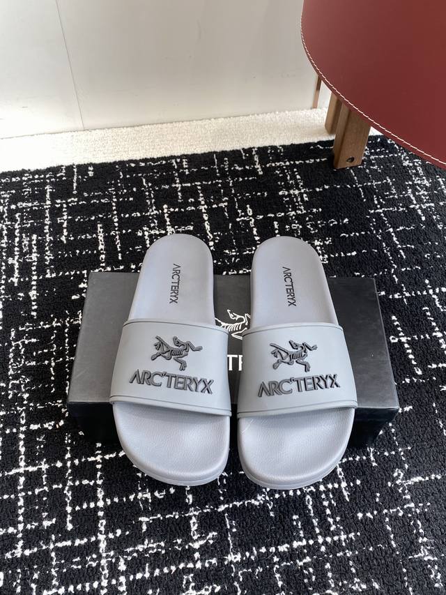 Purchasing-Agent-Level Arcteryx 25Ss Spring And Summer Men's Beach Slippers Are