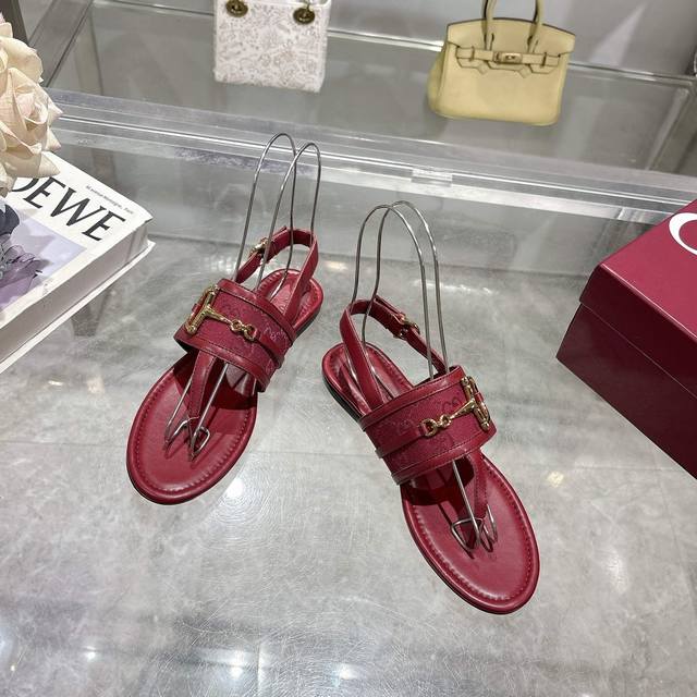 8023-2 Burgundy G 35-43 Reflecting The Brand's Heritage, These Women's Thong San