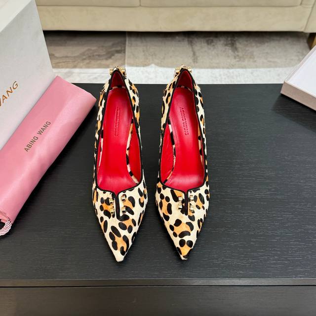 Hot Abing Wang High Heels Launched This Charming Item. Beautiful Torture Device,