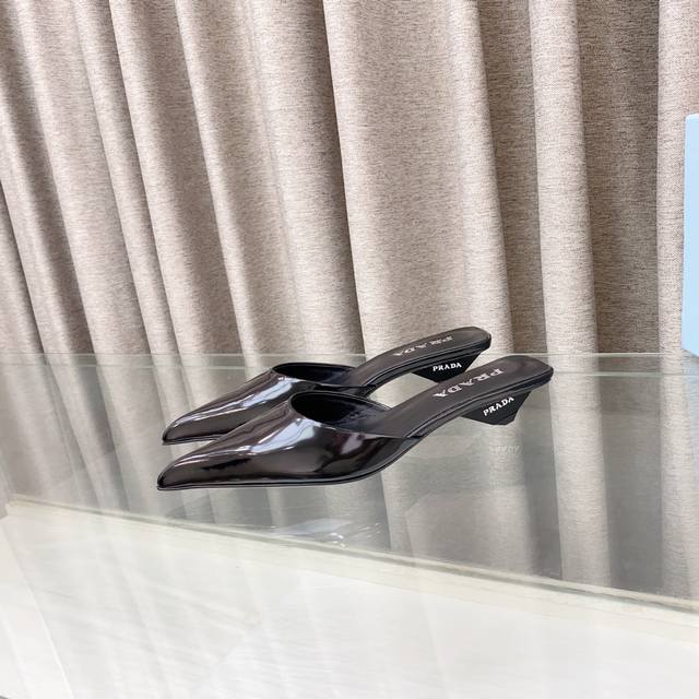 Prada Prada 2025 Spring New Satin Half Slipper Sandals Made Of Imported Satin Fa