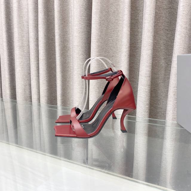 Balenciaga~Balenciaga2025 Spring New High-Heeled Sandals Are Now On Sale. Fabric