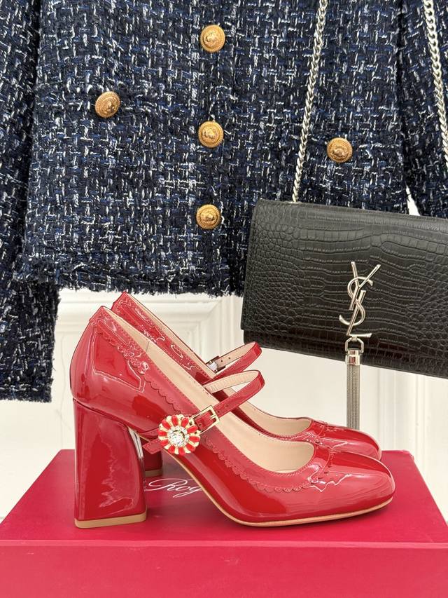 Factory Price Roger Vivier Rv Classic Rhinestone Buckle Mary Jane Shoes Mary Jan