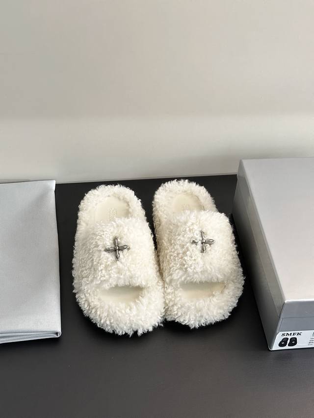 Niche Designer Brand Fur Slippers Fashionistas Must Pay Attention To The Shoe Br
