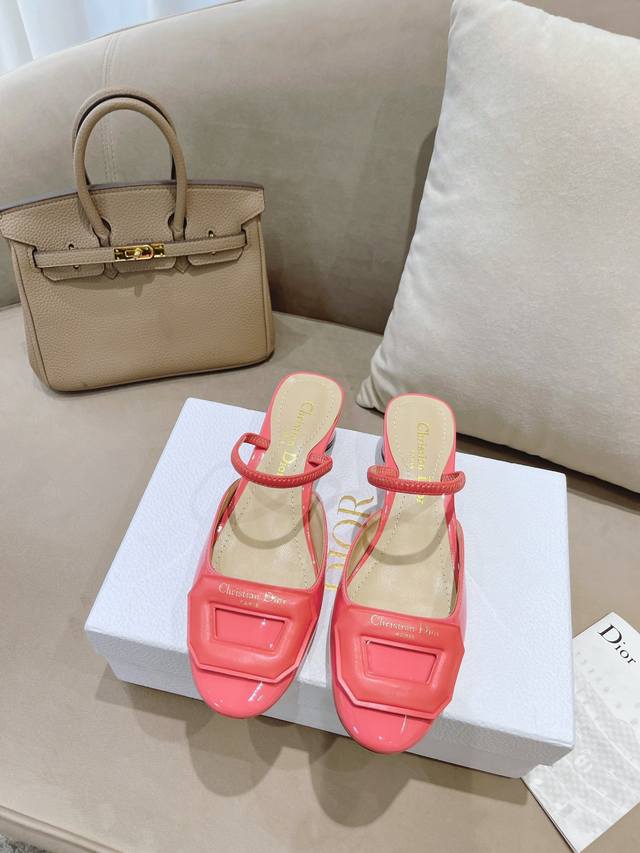 Di*R New Style Early Autumn Closed Toe Thick Heel Sandals Hollow One-Strap Sanda