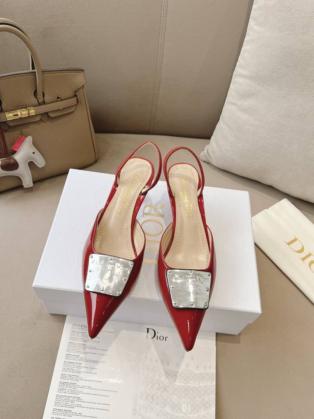 Dio* Pumps, A Reinterpretation Of The La Parisienne Collection, Are Stylish And