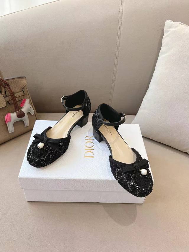 Dior Ballet Flats Are A New Addition To The 2025 Early Spring Collection, Reinte