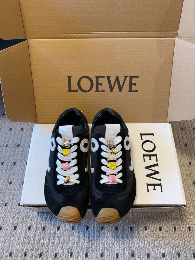 Loewe 2025 Paris Fashion Week New Balletrunner Ballet Sneakers Forrest Gump Shoe