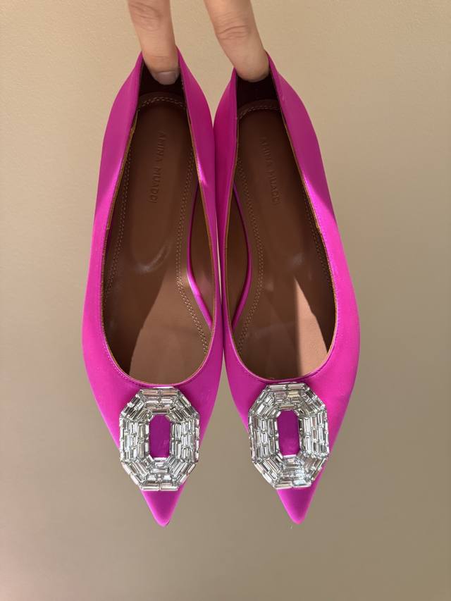 25Fw Fashionable Catwalk Flat Shoes Patent Leather Silk Fabric, Delicate And Sof