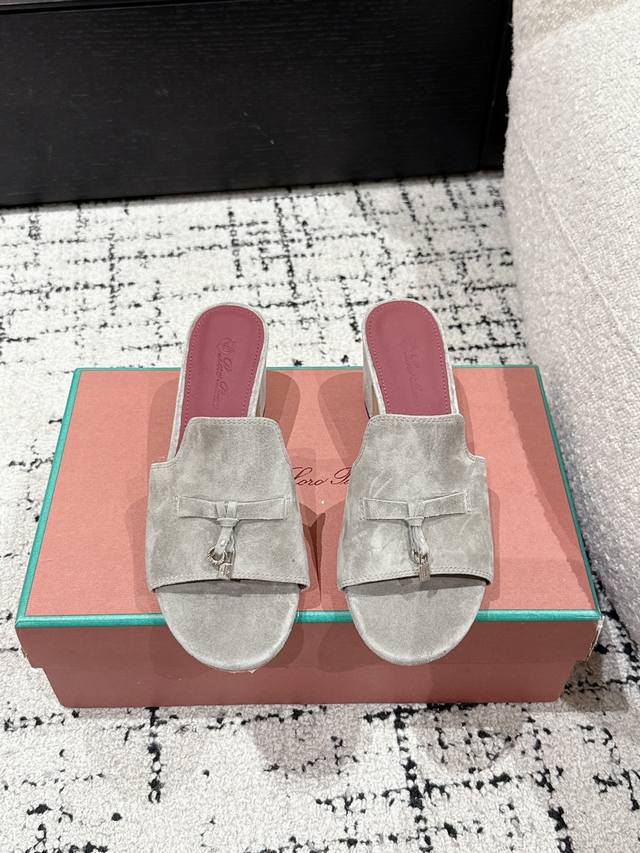 350 #Top Version Loropiana L Spring And Summer Mid-Heel Lock Tassel Lady Sandals
