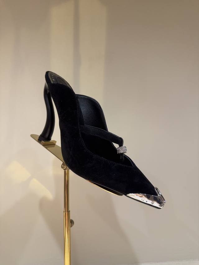 The Forgotten Master Of Design Elsa Schiaparelli Chanel's Lifelong Rival, She Is