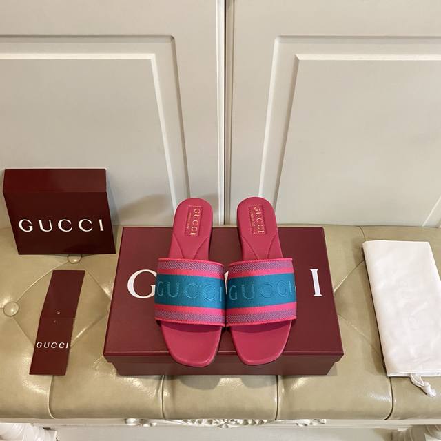 Factory Price P, Gucci New Slippers, High-End Version, Original Cloth, Sheepskin