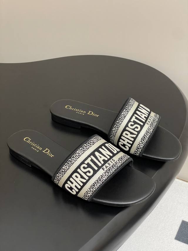 Flat-High-Heeled- Dior Classic Letter Embroidered Slippers High-Heeled Slippers