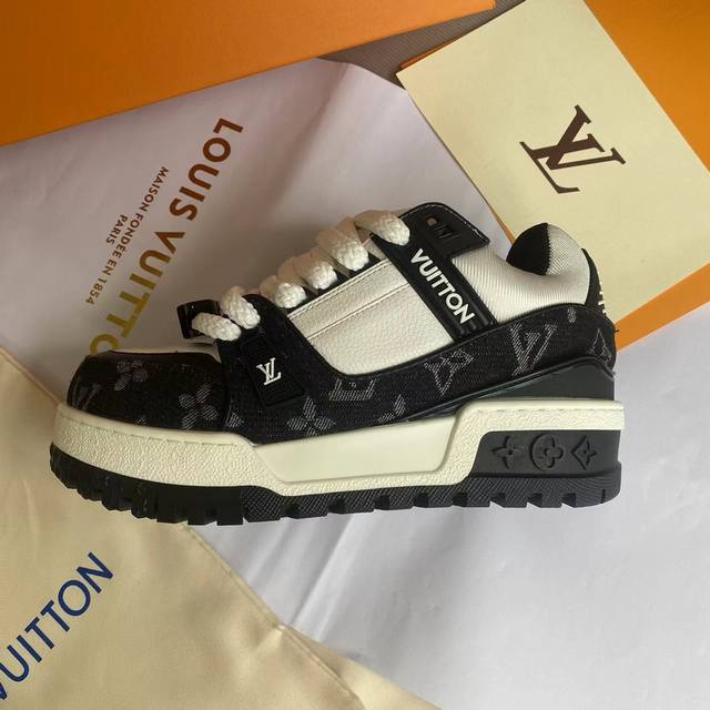 Orange Factory Price P Louis Vuitton Lv Trainer Sports Shoes Bread Shoes Casual