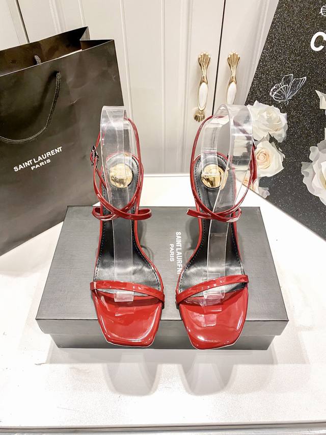 Factory: Saint Laurent Stiletto High Heels Are A Must-Have For Daily Casual Dati