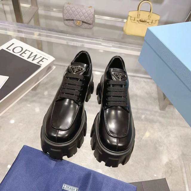 Factory: Prada Black Open-Edge Calfskin + Cowhide Pads Thick-Soled Casual Leathe