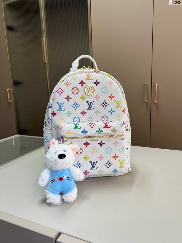 Lv Louis Vuitton Backpack White Tri-Color Is So Versatile That It Has No Friends