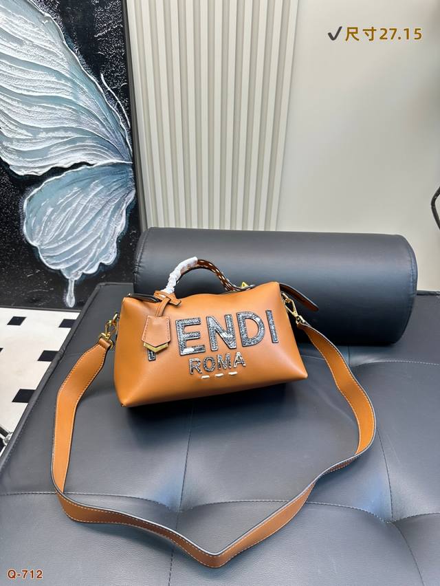 Size 27.15 Fendi Snake Print Boston Bag This Fendi Boston Bag Is Really Rare The