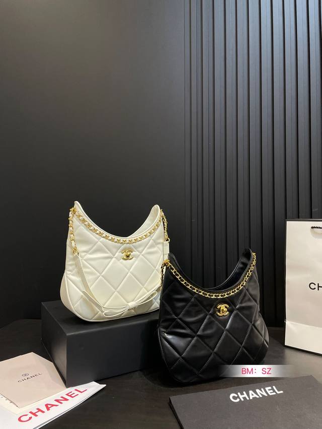 With Folding Gift Box The Long-Awaited Chanel Tote Full Of Fashion Sense And Pra