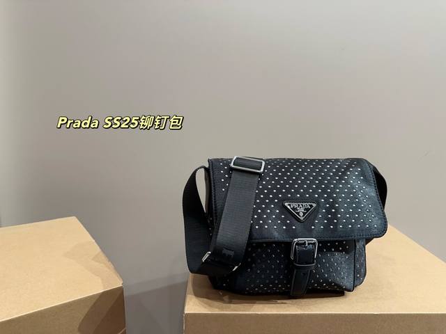 Size 24.20 Prada Ss25 Rivet Bag