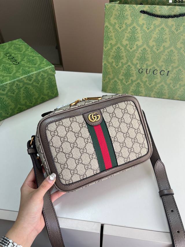 Cool Gucci Camera Bag Messenger Bag It Is Really Versatile And Good Quality It I