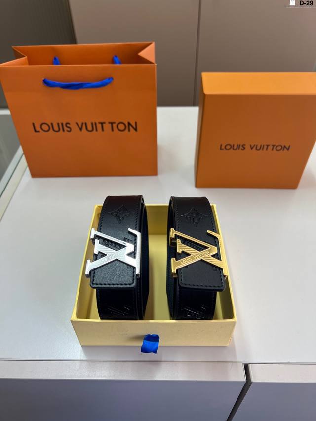 Lv Belt Belt Men's Leather Belt D-29 Full Set Package + Handbag