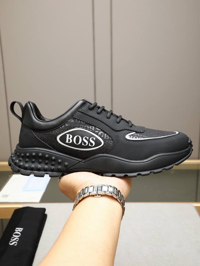 Boss Features Imported Specialized Fabric Combined With Leather For A Comfortabl