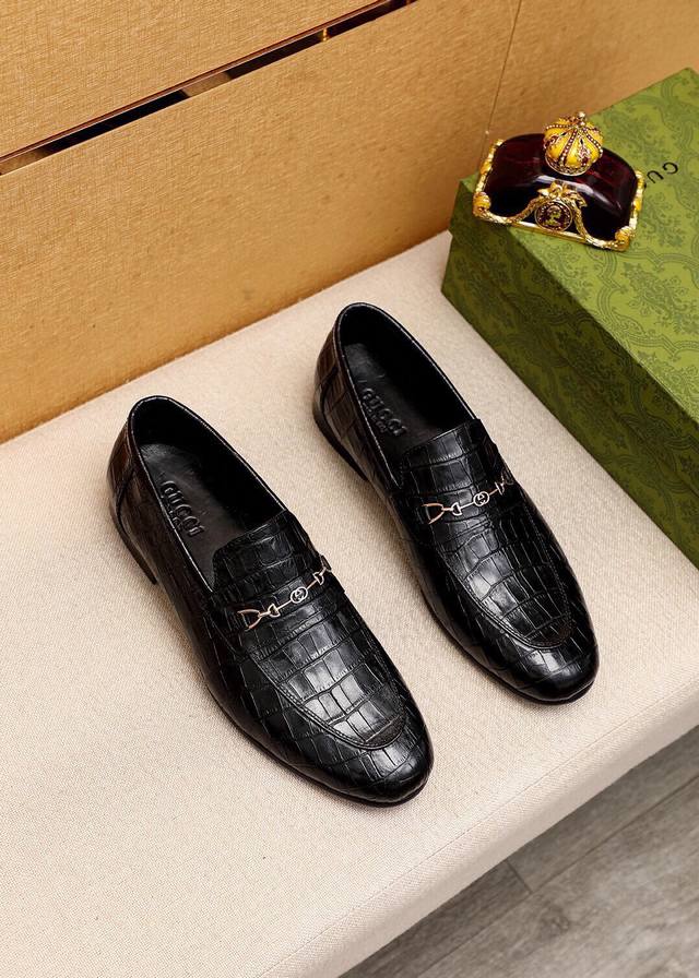 Product Trademark: Gucci Casual Leather Shoes Standard Sizes: 38-44, 45.46 (Cust