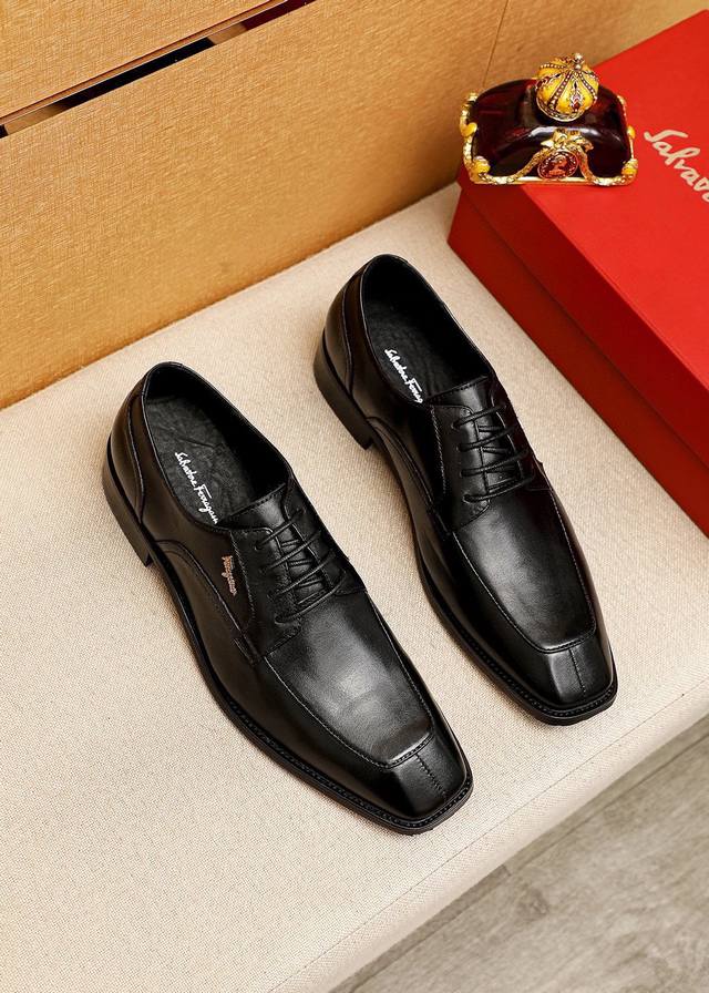 Product Trademark: Ferragamo Ferragamo Business Leather Shoes Standard Sizes: 38