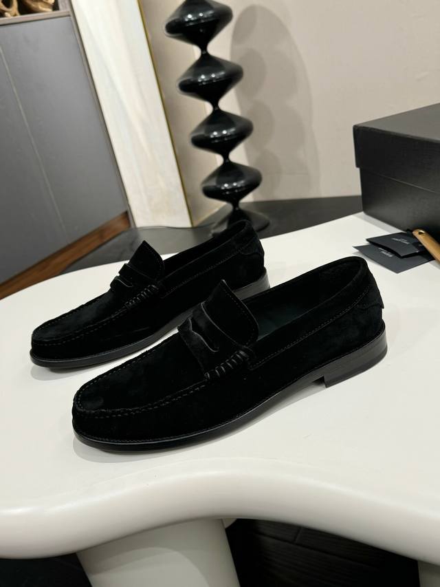 Ysl Saint Laurent ~ Sizes: 39-44, 38, 45, 46 Custom-Made Ysl Saint Laurent Men's