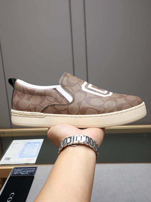 Official Website New Arrival Coach Exclusive New Men's Low-Top Casual Slip-On. C