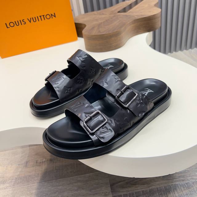 L Luxury Brand Men's Slippers, 1:1 High-End Quality, Handcrafted, Top-Layer Cowh