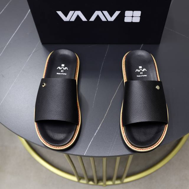 Factory Price: Brand: Russian Luxury Brand Standard Sizes: 38-44 (Custom Sizes A